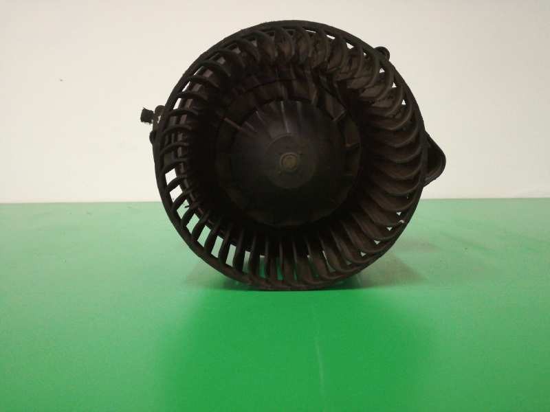 Recambio de motor calefaccion para audi a4 avant (8e) 2.0 tdi referencia OEM IAM 8E1820021E  