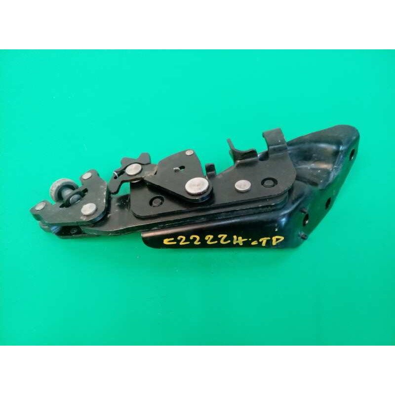 SOPORTE / GUIA PUERTA CORREDERA DERECHA INFERIOR