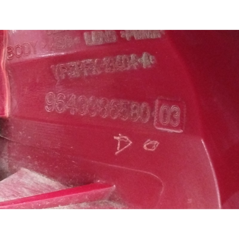 PILOTO TRASERO DERECHO