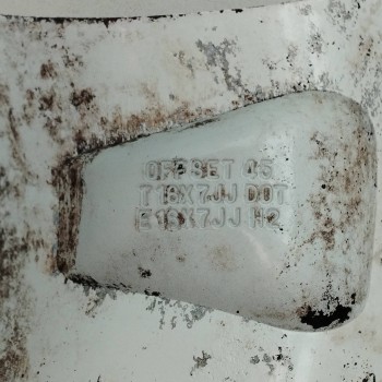 Recambio de llanta para kia sorento i (jc) 2.5 crdi referencia OEM IAM 529103E600 E16X7JJ H2 ET45 5H 5X140