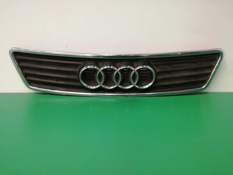 Recambio de rejilla delantera para audi a6 berlina (4b2) 2.5 tdi referencia OEM IAM 4B0853651A  