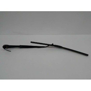 Recambio de brazo limpia delantero izquierdo para ssangyong rodius ii 2.0 xdi referencia OEM IAM   