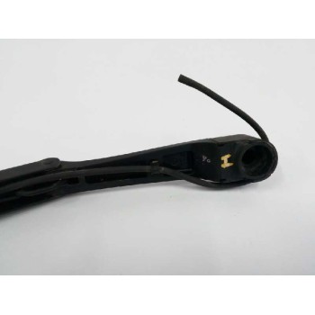 Recambio de brazo limpia delantero izquierdo para ssangyong rodius ii 2.0 xdi referencia OEM IAM   