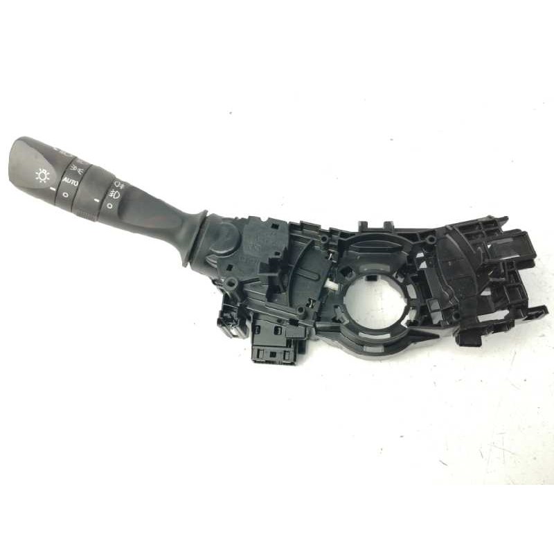 Recambio de mando luces para toyota rav 4 2.2 d-4d cat referencia OEM IAM 8414033250 33250 17F744 Recambio de mando luces para toyota rav 4 2.2 d-4d cat referencia OEM IAM 8414033250 33250 17F744