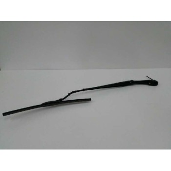 Recambio de brazo limpia delantero derecho para ssangyong rodius ii 2.0 xdi referencia OEM IAM   