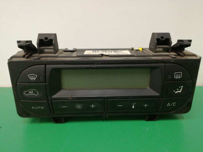 Recambio de mando climatizador para citroën c3 1.4 hdi sx plus referencia OEM IAM 96377775XT  