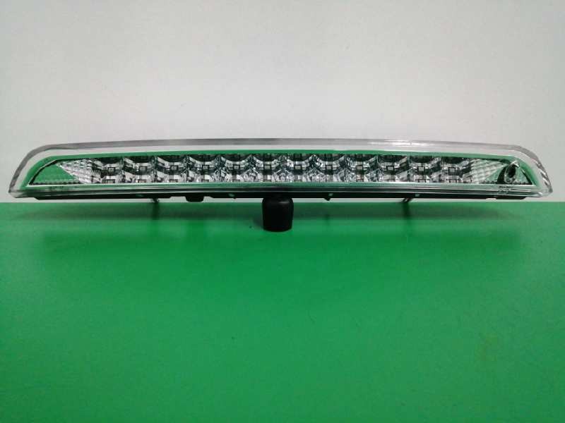 Recambio de luz central de freno para peugeot 308 referencia OEM IAM 9688016380 OBSERVAR FOTOS 