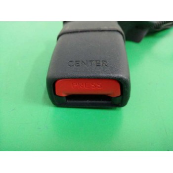 Recambio de enganche cinturon derecho para toyota rav 4 2.0 d-4d cat referencia OEM IAM 18219 TRASERO 