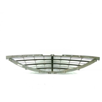Recambio de rejilla delantera para ssangyong actyon 2.0 td cat referencia OEM IAM 7945131000  