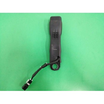 Recambio de enganche cinturon izquierdo para toyota rav 4 2.0 d-4d cat referencia OEM IAM  TRASERO 