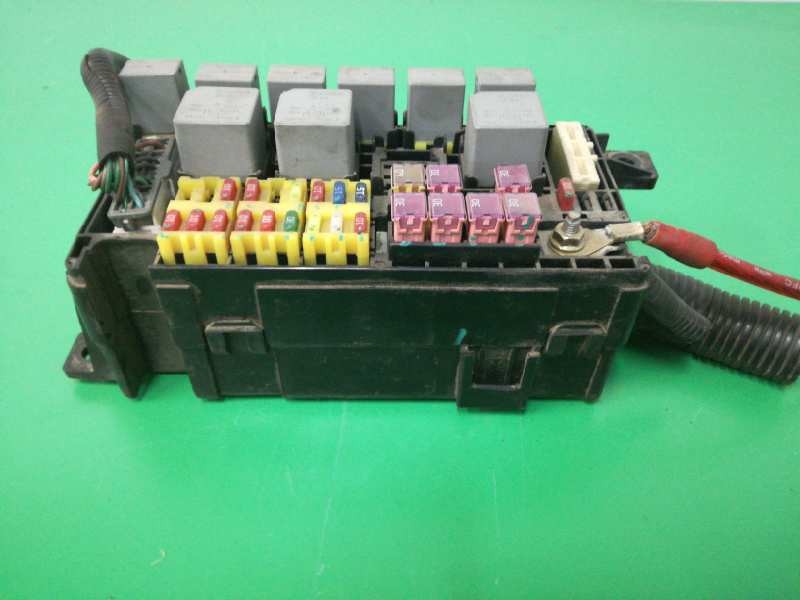 Recambio de caja reles / fusibles para chevrolet kalos 1.4 se referencia OEM IAM   
