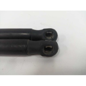 Recambio de amortiguadores maletero / porton para dacia duster laureate 4x2 referencia OEM IAM 904520004R  