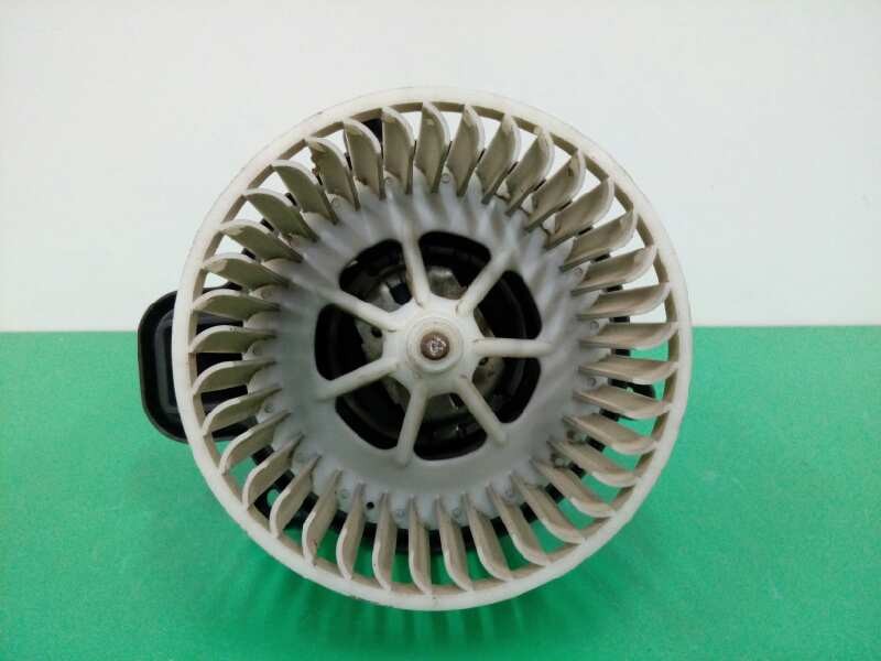 Recambio de motor calefaccion para volvo xc90 d5 summum referencia OEM IAM 983469U Recambio de motor calefaccion para volvo xc90 d5 summum referencia OEM IAM 983469U