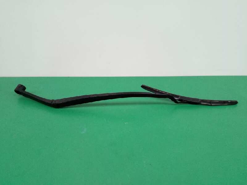 Recambio de brazo limpia delantero derecho para kia niro drive referencia OEM IAM 98321G5000 Recambio de brazo limpia delantero derecho para kia niro drive referencia OEM IAM 98321G5000