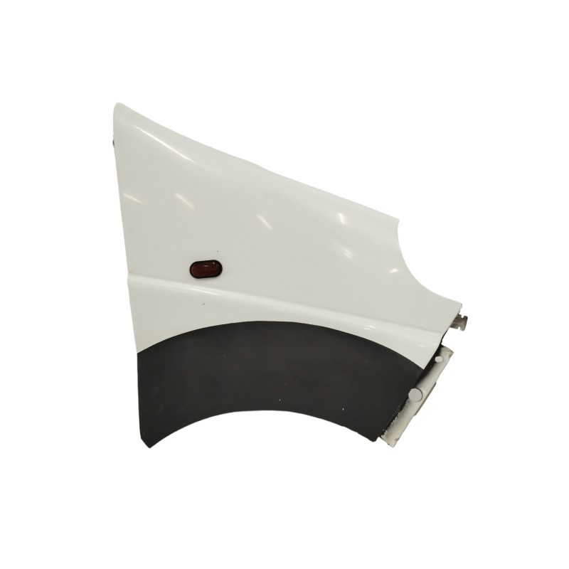 Recambio de aleta delantera derecha para renault trafic caja cerrada (ab 4.01) 1.9 diesel referencia OEM IAM   