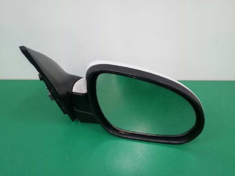Recambio de retrovisor derecho para hyundai i30 1.4 cat referencia OEM IAM 5 CABLES Recambio de retrovisor derecho para hyundai i30 1.4 cat referencia OEM IAM 5 CABLES