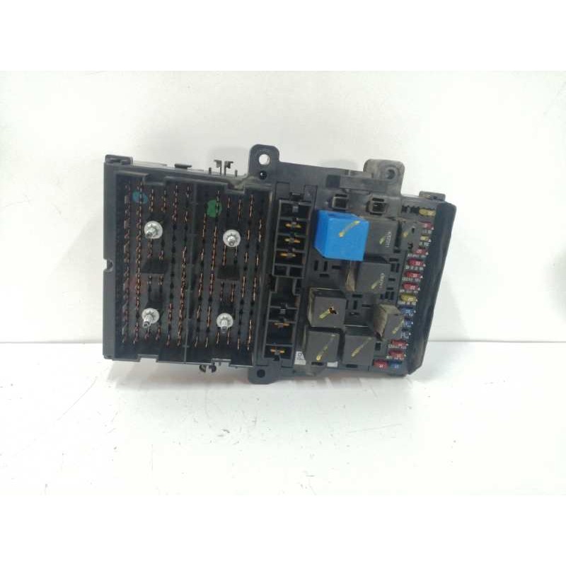 Recambio de caja reles / fusibles para chrysler voyager (gs) 2.5 turbodiesel referencia OEM IAM P04707996AF  