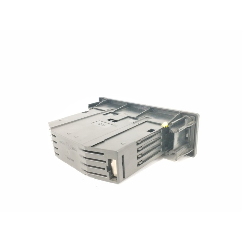 SISTEMA AUDIO / RADIO CD CARGADOR CD