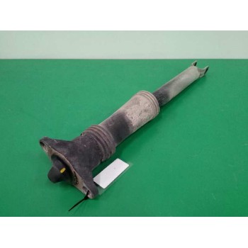 Recambio de amortiguador trasero derecho para hyundai i30 1.4 cat referencia OEM IAM 553102R700  