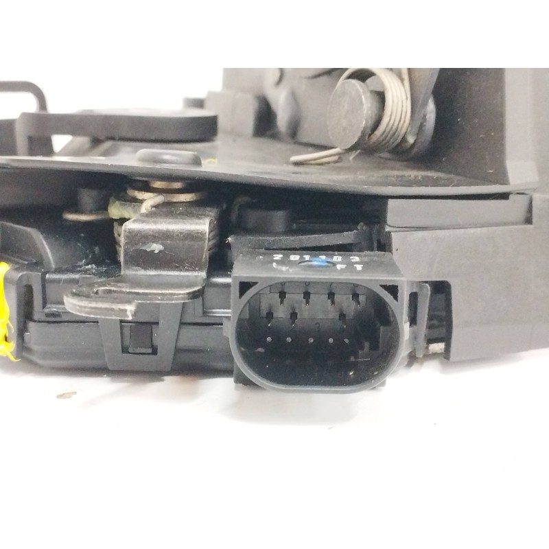 CERRADURA PUERTA DELANTERA IZQUIERDA