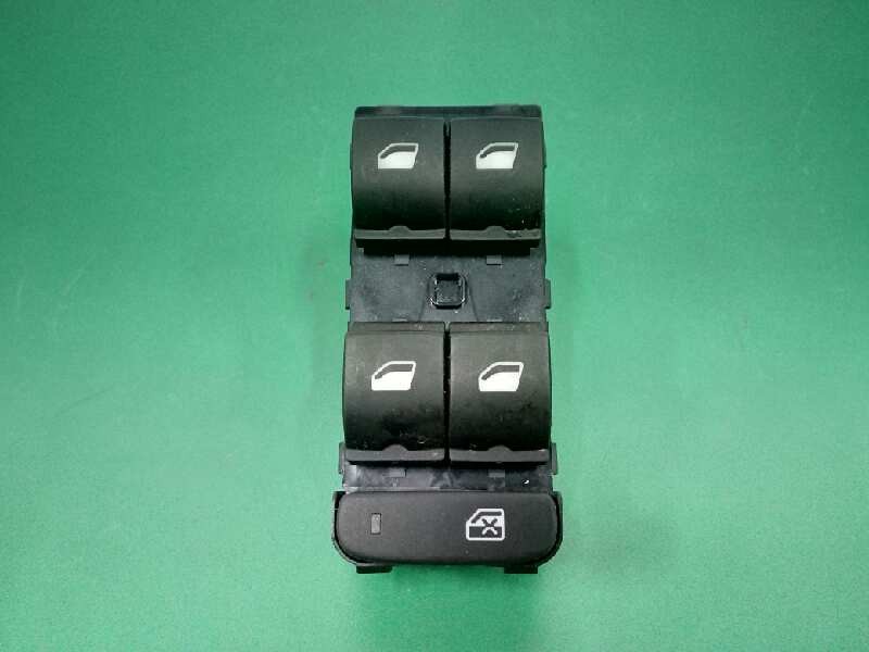 Recambio de mando elevalunas delantero izquierdo para citroën c3 1.2 12v vti referencia OEM IAM 98148907ZD  