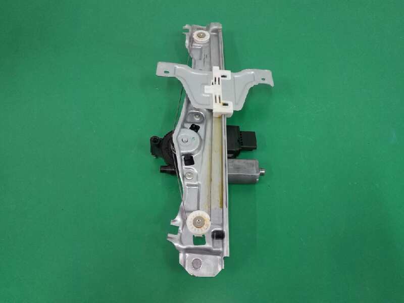 Recambio de elevalunas trasero derecho para citroën c3 1.2 12v vti referencia OEM IAM 9813092980 Recambio de elevalunas trasero derecho para citroën c3 1.2 12v vti referencia OEM IAM 9813092980