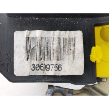 Recambio de cerradura puerta trasera derecha para volvo s60 berlina 2.4 diesel cat referencia OEM IAM 30699756  