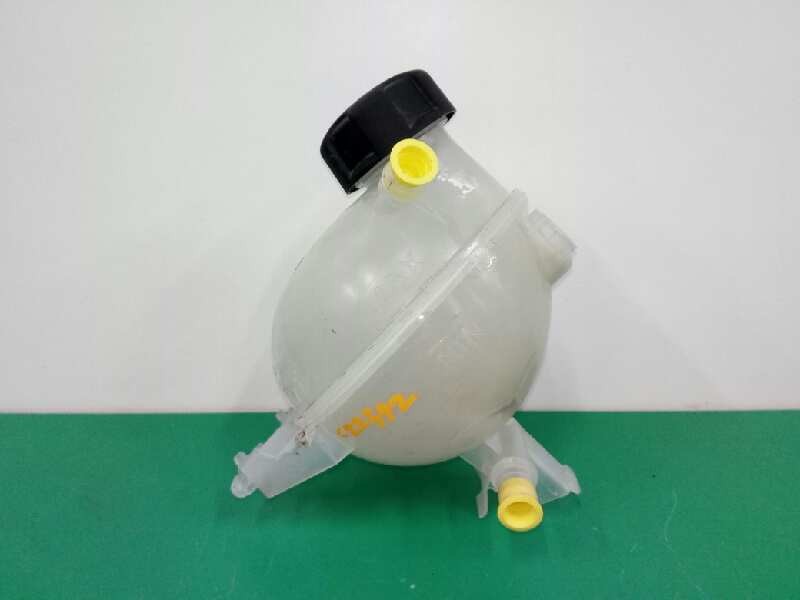 Recambio de deposito expansion para citroën c3 1.2 12v vti referencia OEM IAM 9800777280  