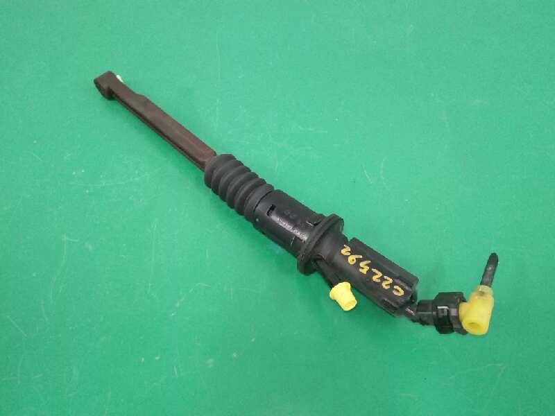 Recambio de bomba embrague para citroën c3 1.2 12v vti referencia OEM IAM 9812924380  