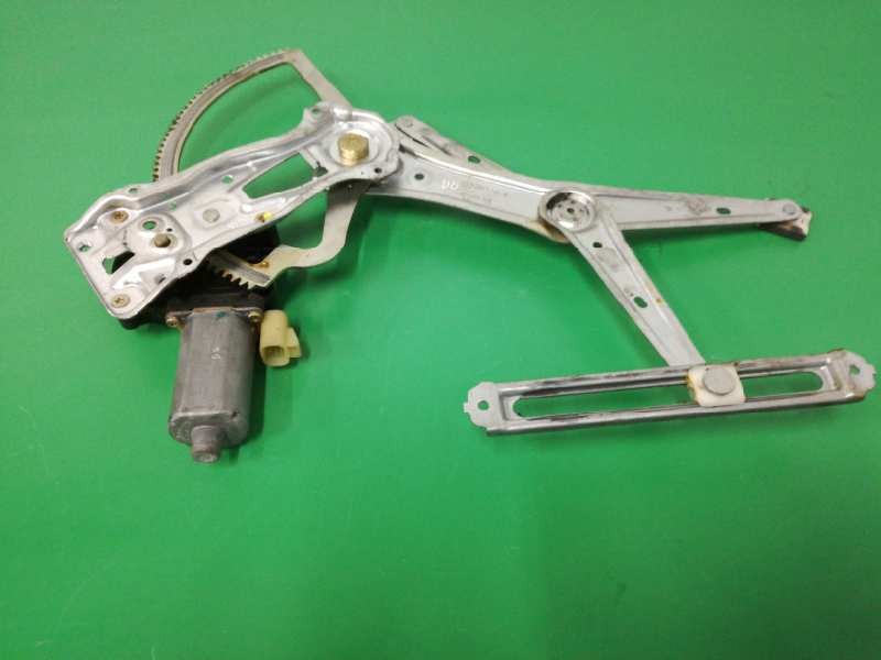 Recambio de elevalunas delantero derecho para mercedes-benz clase m (w163) 400 cdi (163.128) referencia OEM IAM TIJERA 6004PA103 Recambio de elevalunas delantero derecho para mercedes-benz clase m (w163) 400 cdi (163.128) referencia OEM IAM TIJERA 6004PA103
