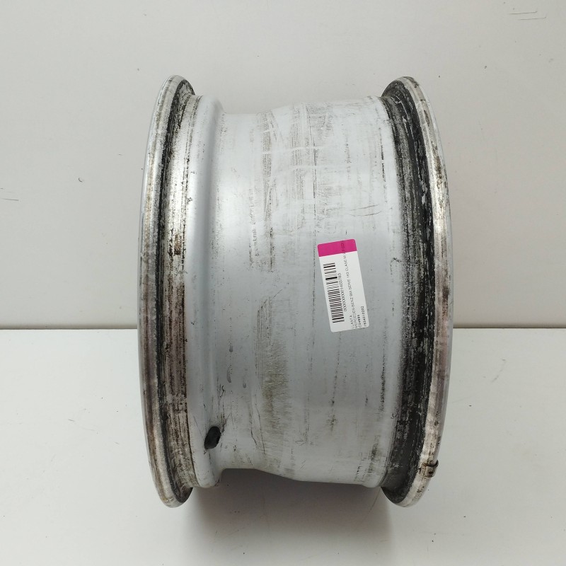 LLANTA E16X8J62 5H 5X110