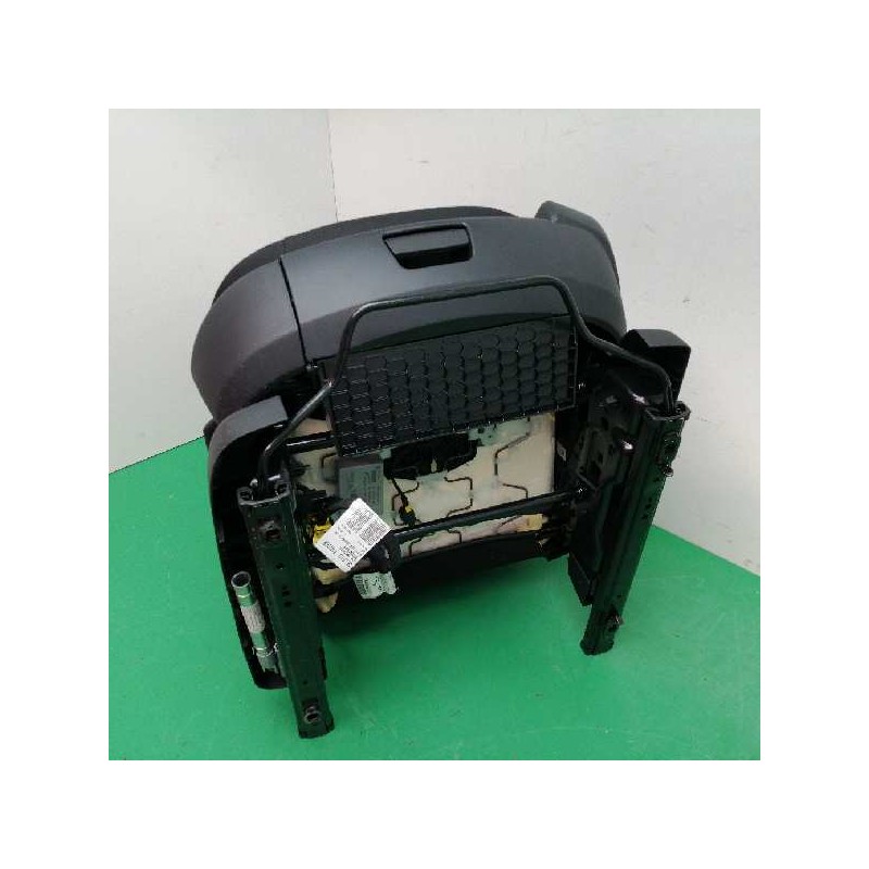 ASIENTO DELANTERO DERECHO