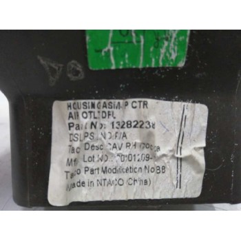 Recambio de rejilla aireadora para opel insignia sports tourer 2.0 cdti cat referencia OEM IAM 13282238 CENTRAL DERECHA 