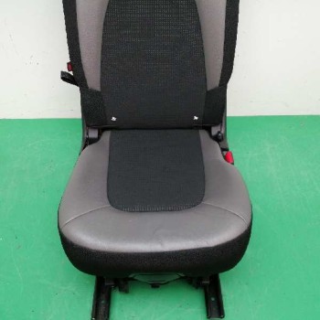 Recambio de asientos trasero derecho para citroën c4 grand picasso 1.2 12v e-thp referencia OEM IAM   