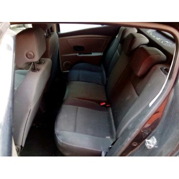 renault megane iii berlina 5 p del año 2009