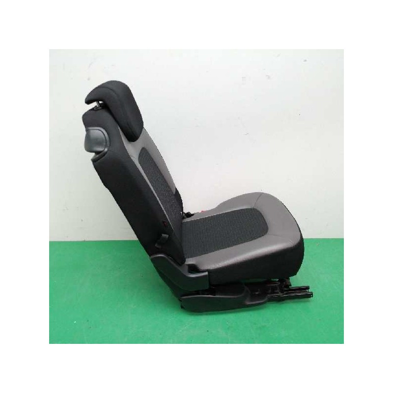 ASIENTOS TRASERO DERECHO