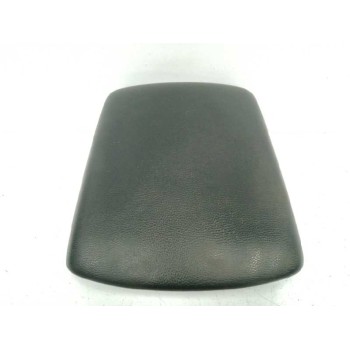 Recambio de apoyabrazos central para ssangyong actyon 2.0 td cat referencia OEM IAM 7790032100LAM  