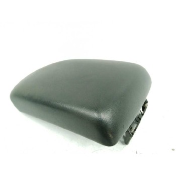 Recambio de apoyabrazos central para ssangyong actyon 2.0 td cat referencia OEM IAM 7790032100LAM  