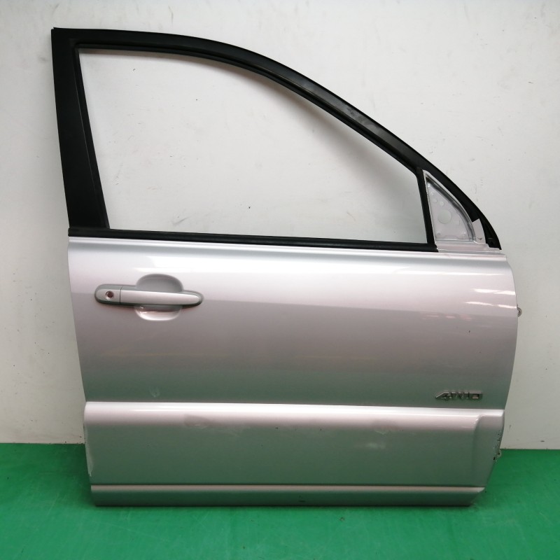 Recambio de puerta delantera derecha para kia sportage 2.0 crdi referencia OEM IAM  OBSERVAR FOTOS 