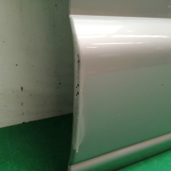 Recambio de puerta delantera derecha para kia sportage 2.0 crdi referencia OEM IAM  OBSERVAR FOTOS 