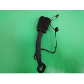 ENGANCHE CINTURON DERECHO 8V0857756BYLZ DELANTERO 