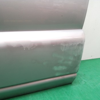 Recambio de puerta delantera izquierda para kia sportage 2.0 crdi referencia OEM IAM  OBSERVAR FOTOS 