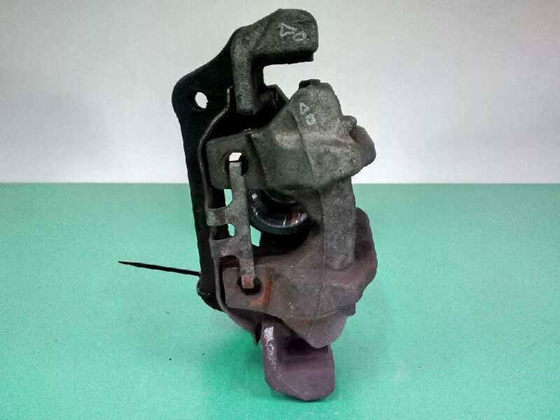 Recambio de pinza freno delantera derecha para bmw serie 3 lim. (f30) 316d referencia OEM IAM 34116850650 Recambio de pinza freno delantera derecha para bmw serie 3 lim. (f30) 316d referencia OEM IAM 34116850650