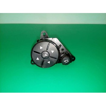 MANDO VOLANTE A2048210151 LADO IZQUIERDO 