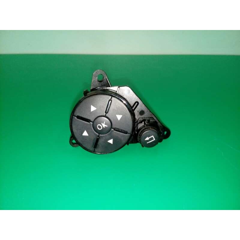 Recambio de mando volante para mercedes-benz clase c (w204) familiar 250 t cdi blueefficiency (204.203) referencia OEM IAM A2048