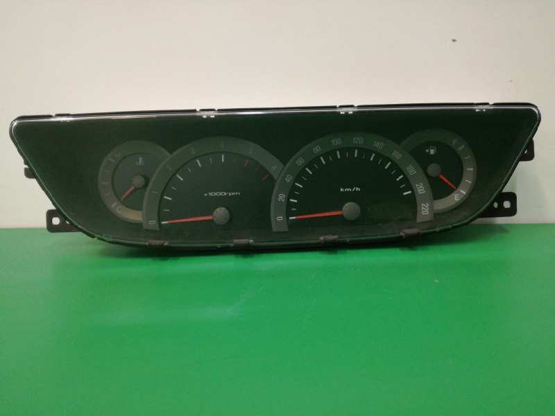 Recambio de cuadro instrumentos para ssangyong rodius xdi referencia OEM IAM 8020021100 11000918400S 