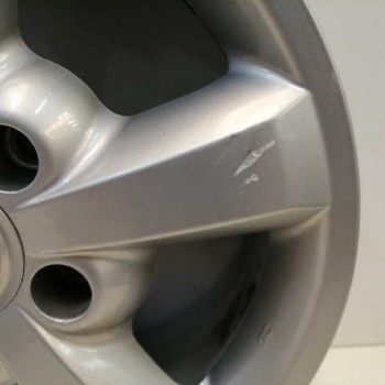 Recambio de llanta para kia sorento 2.5 crdi referencia OEM IAM 529103E700 E17X7J H2 ET45 