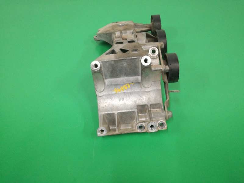 Recambio de soporte alternador para mercedes-benz clase a (w169) a 200 cdi (169.308) referencia OEM IAM Recambio de soporte alternador para mercedes-benz clase a (w169) a 200 cdi (169.308) referencia OEM IAM