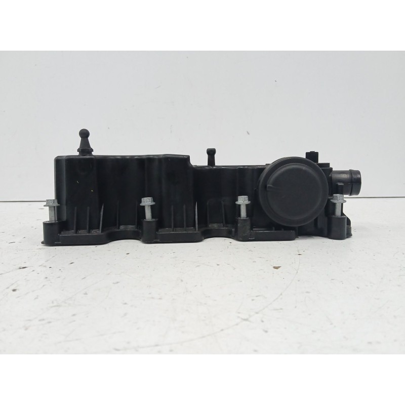 Recambio de tapa balancines para jaguar f-pace (x761) 2.0 td4 awd referencia OEM IAM G4D36J014AD  