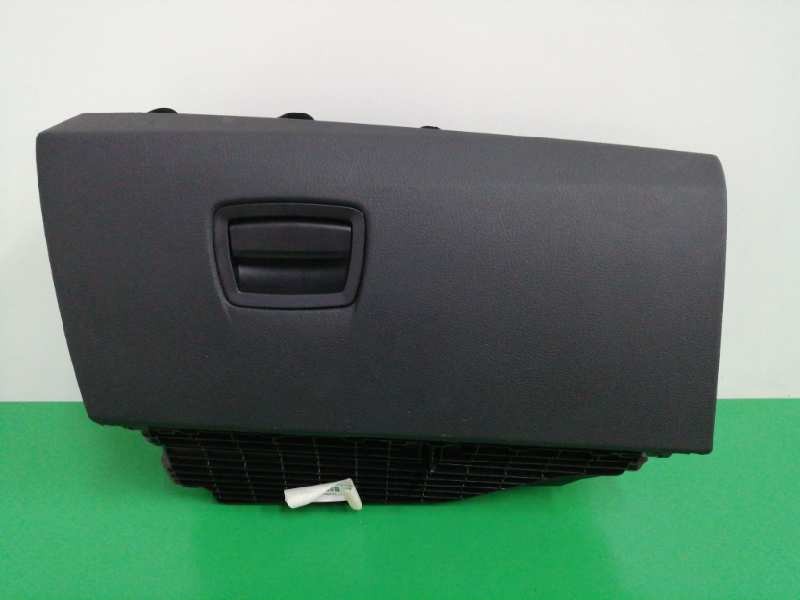 Recambio de guantera para bmw serie 5 lim. (f10) 2.0 16v turbodiesel referencia OEM IAM 51169166683 Recambio de guantera para bmw serie 5 lim. (f10) 2.0 16v turbodiesel referencia OEM IAM 51169166683